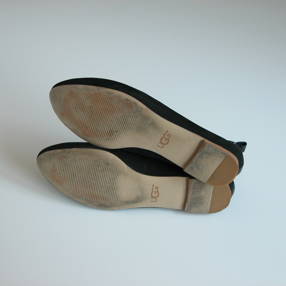 UGG Black Leather Suede “Lynley” Ballerina SZ 7 - Picture 6 of 7